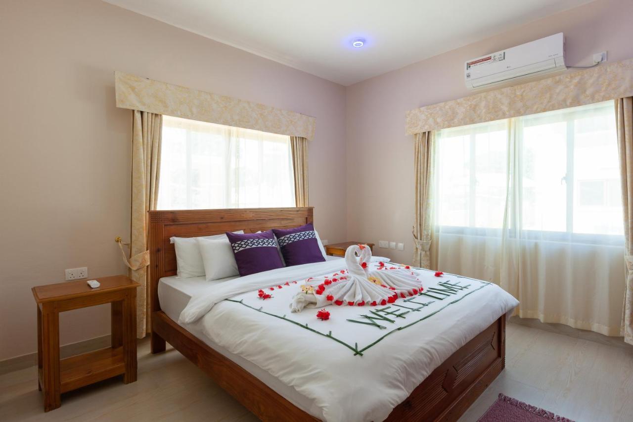 Stone Self Catering Apartment Grand Anse  Exterior foto